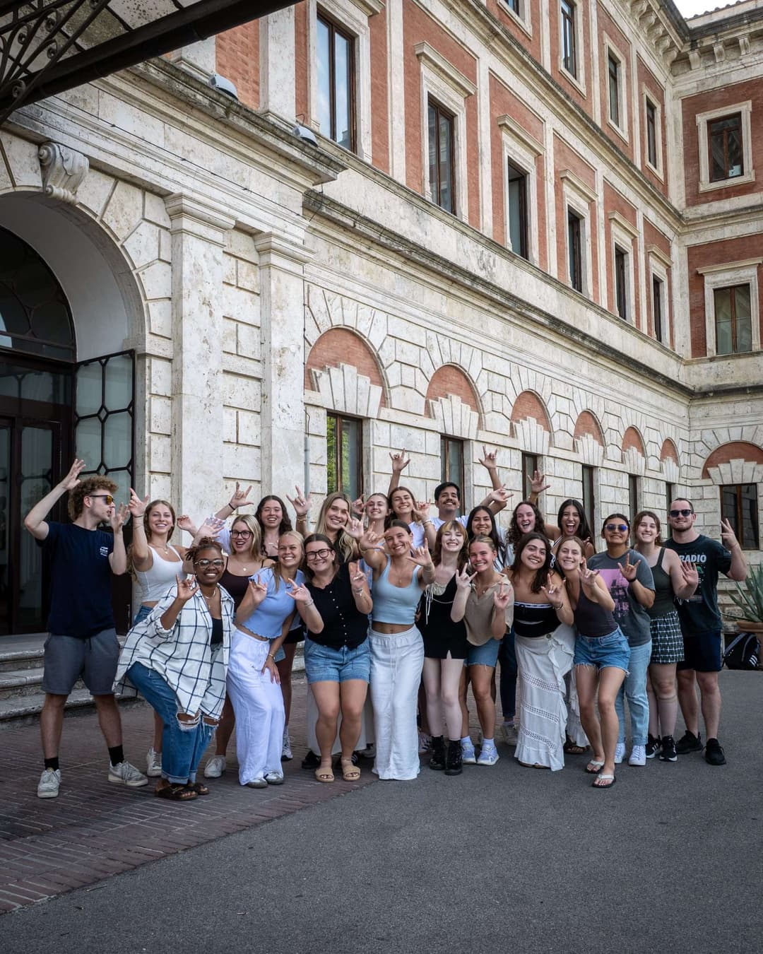 Study Abroad in Siena: discover the School of Deaf Studies