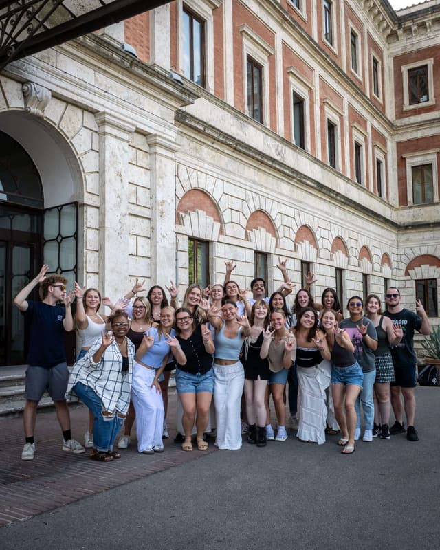 Study Abroad in Siena: discover the School of Deaf Studies